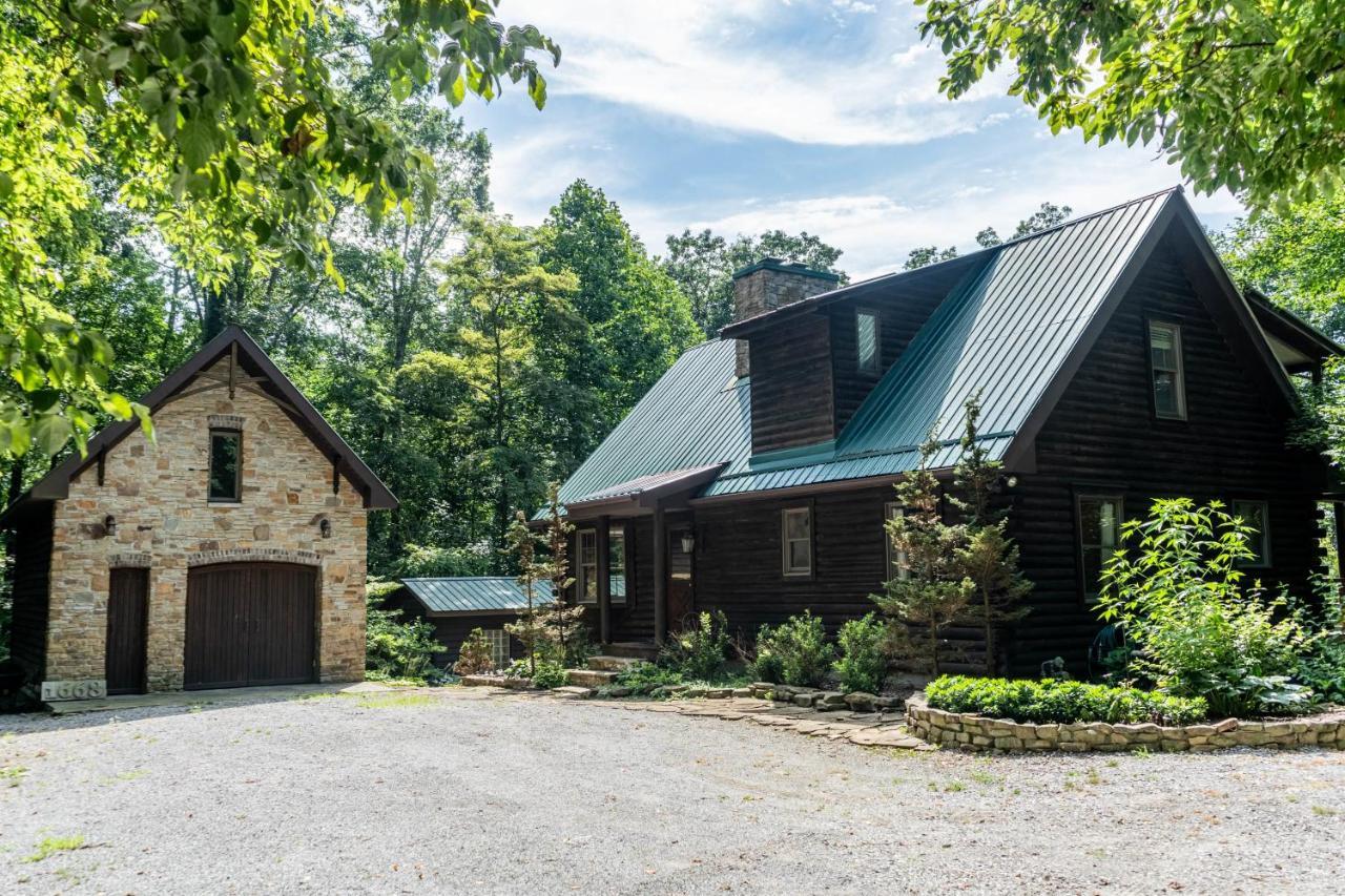 Cozy 2 Bedroom Cabin Nestled In Wooded Hideaway Monterey Exterior foto